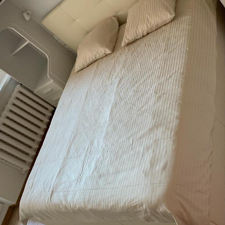 Alytus Apartament ภายนอก รูปภาพ